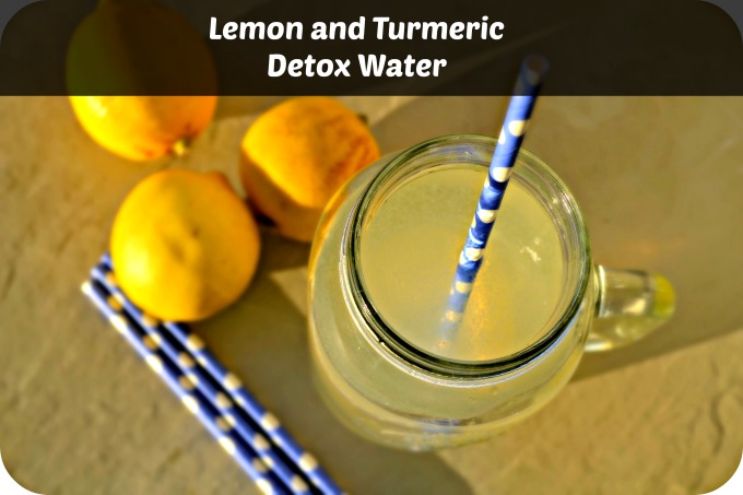 Detox drinks to lose weight featuring Dr. Oz Fat Flush Detox Drink to help you flush fat. Jillian Michael's Detox drink to lose 5 pounds in 7 Days.