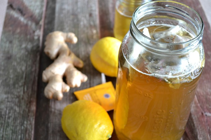 Green tea with ginger for weight loss Detox water